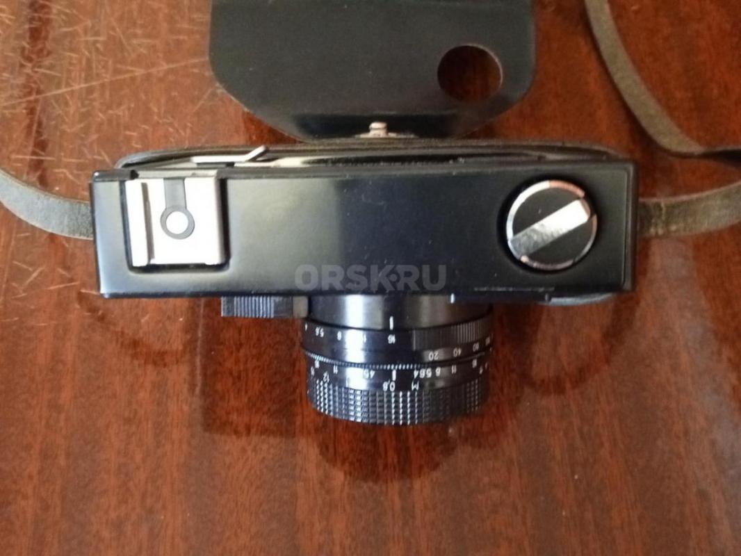 Продам советские плёночные фотоаппараты "Зенит-Е", "Смена 8М", & - Орск