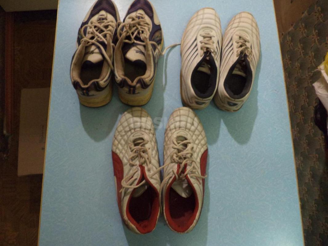 Кроссовки бу 40, 41р. три пары по 100р. - Орск