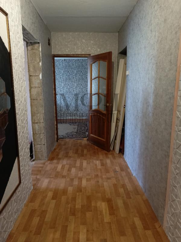 Предлагается к продаже уютная 1-комнатная квартира в общежитии, выделенная в отдельный объект недвиж - Орск