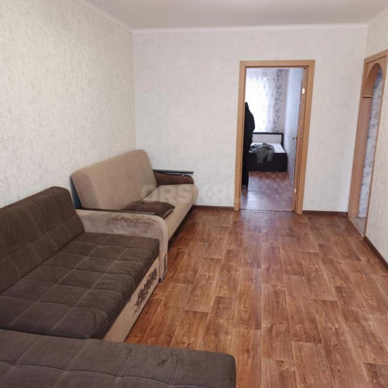 Сдам 2 х комнатную квартиру в хорошем состоянии 3/5 на луче - Орск