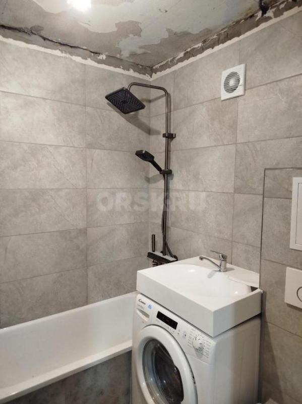 Ремонт квартир домов и офисов, ремонт и отделка квартир под ключ, стяжка полов, наливной пол, укладк - Орск