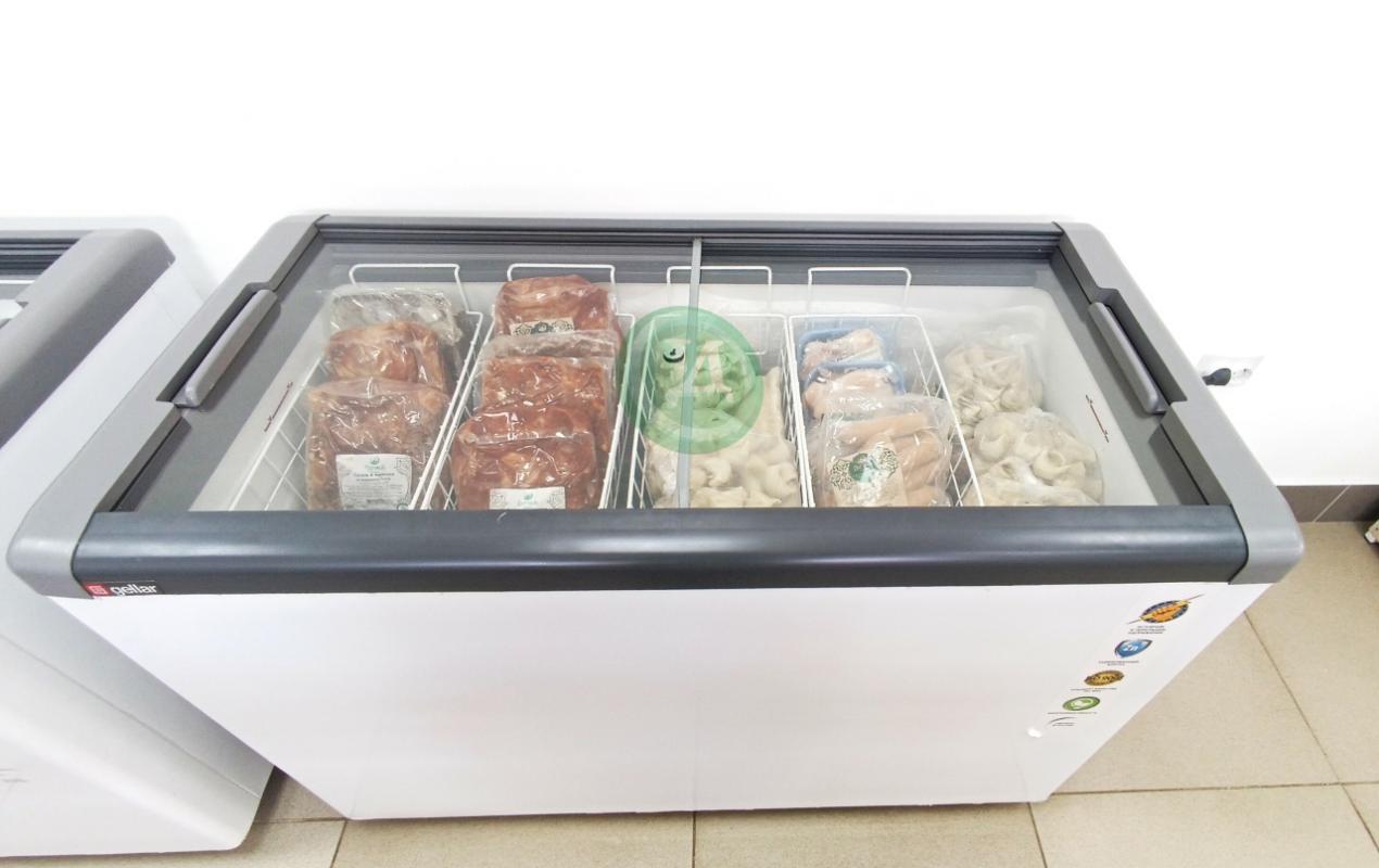 Продам магазин-пекарню в Адамовке на улице Советская д.97. - Адамовка