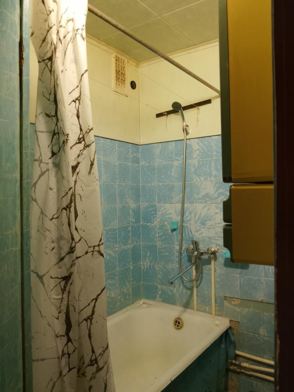 Сдам 2-х комнатную квартиру напротив трамвайного управления. - 