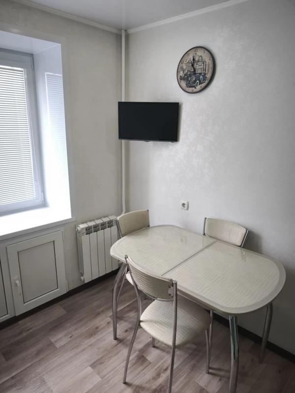 Продается однокомнатная квартира 36 кв. - Гай