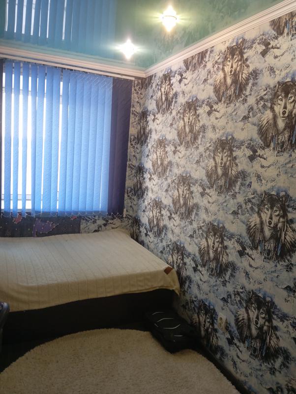 Продается 2- х комнатная квартира, улица Молодежная д.53 расположена на 4 этаже,угловая. - 