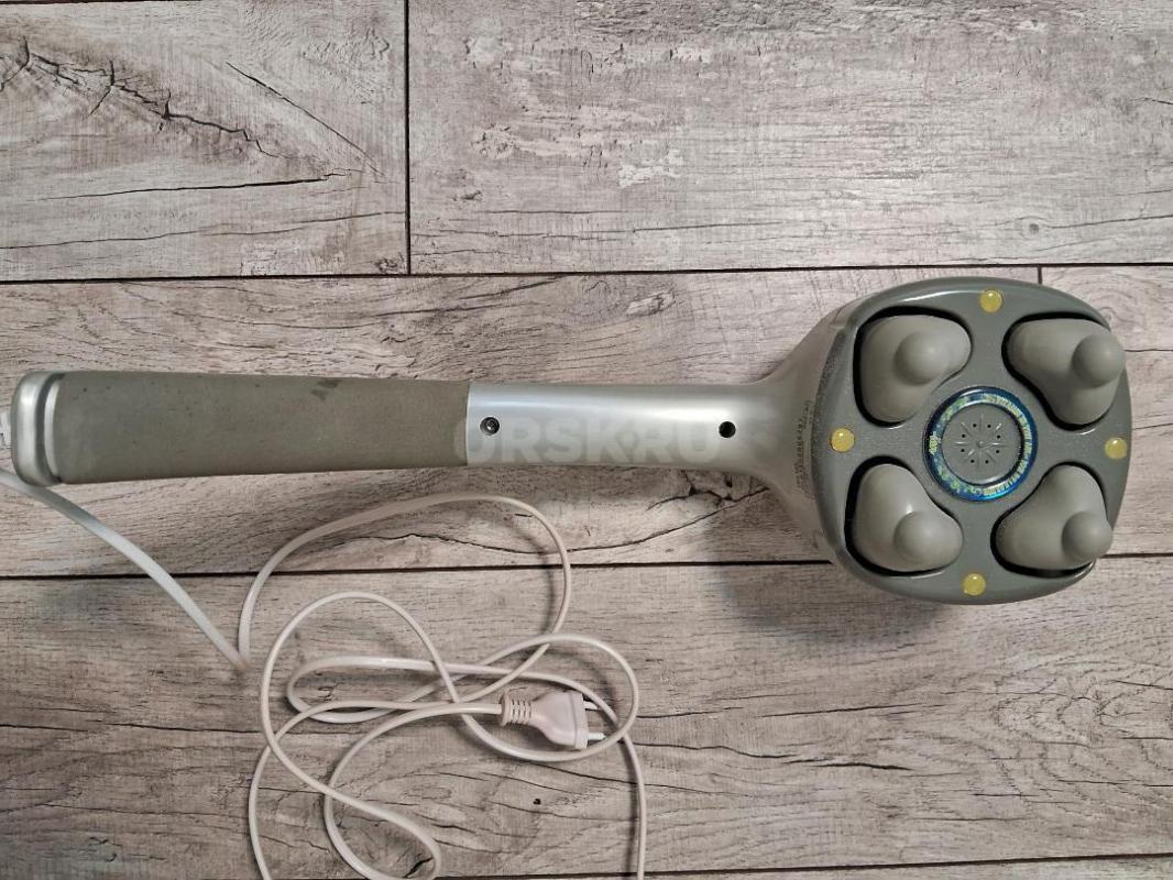 Медицинский массажер, который обеспечивает интенсивный вибрационный массаж, имеет устойчивый терапев - Орск