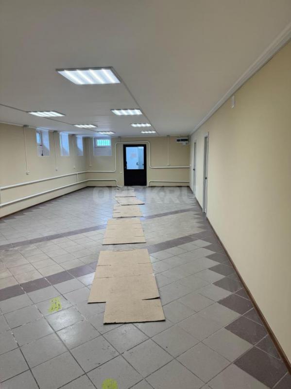 Сдаются помещения на цокольном этаже в 6 МКР,различной площади - Орск