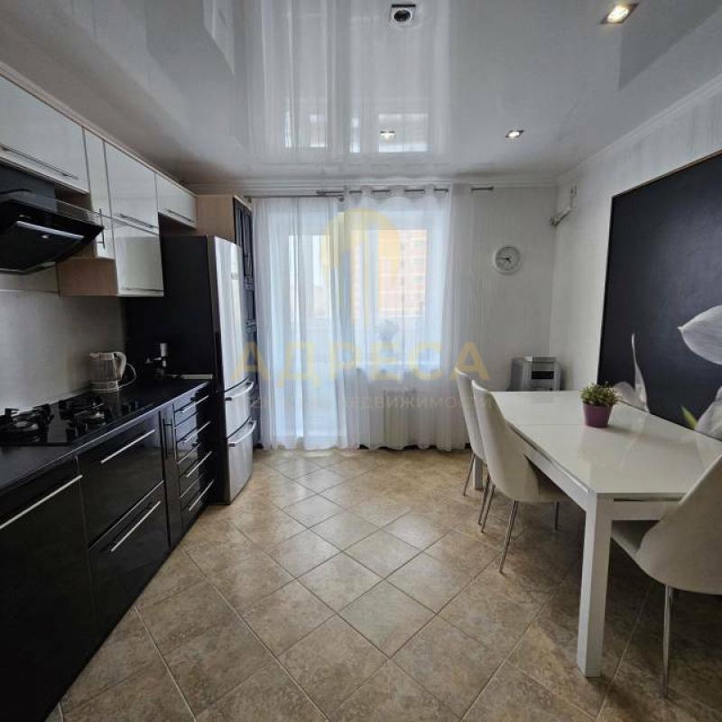 Предлагаем вашему вниманию шикарную 3 комнатную квартиру в самом престижном районе нашего города! - Оренбург