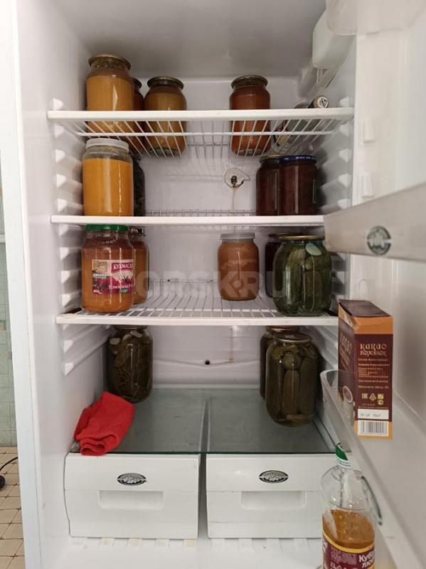 Холодильник Орск с морозильное камерой 3 полки) в отличном состоянии - Орск