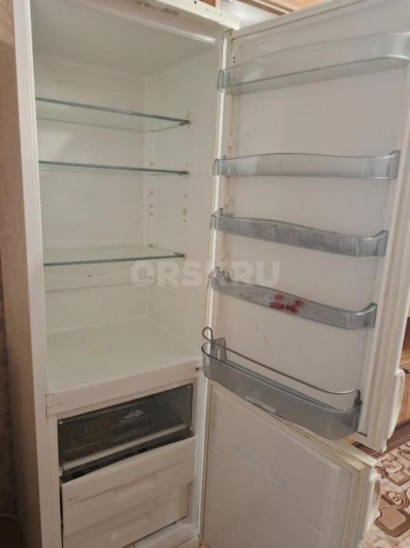 Продам холодильник в исправном состояние за 10000, торг - Орск