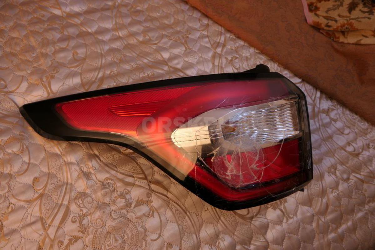 Фонарь задний левый Ford Kuga II

•	У фонаря разбито наружное стекло
•	Остальные детали исправные - Орск