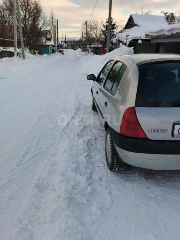 Продам Рено Клио 2, в рабочем состоянии, сборка Франция, имеется Гур, кондиционер, подушки безопасно - Медногорск