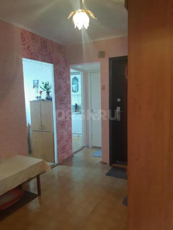 Продаётся уютная трёхкомнатная квартира площадью 62.1 квадратных метра на шестом этаже девятиэтажног - Орск