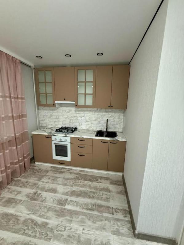 Продается однокомнатная квартира на третьем этаже по адресу Волкова 3. - Орск