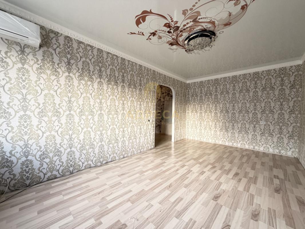 Продаётся просторная 3-х комнатная квартира на 2 этаже 5-ти этажного КИРПИЧНОГО дома. - Медногорск