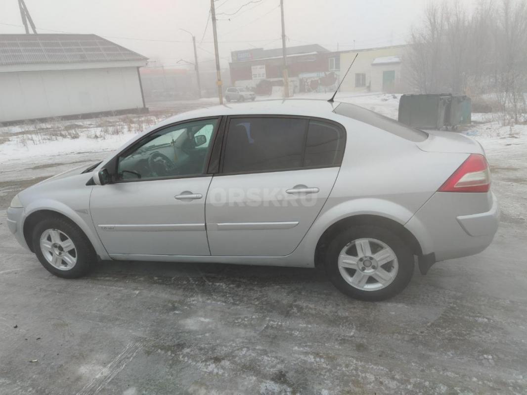 Продам автомобиль в отличном состоянии вложений не требуется все расходники заменены автомобиль тёпл - Орск