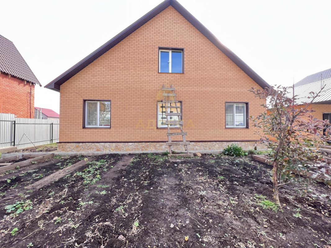 Продаётся просторный и надёжный дом для большой семьи, со всей необходимой инфраструктурой для комфо - Ленина