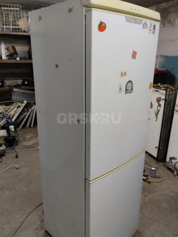 Продам холодильник Candy CCM 340 SL, полностью в исправном состоянии. - Новотроицк