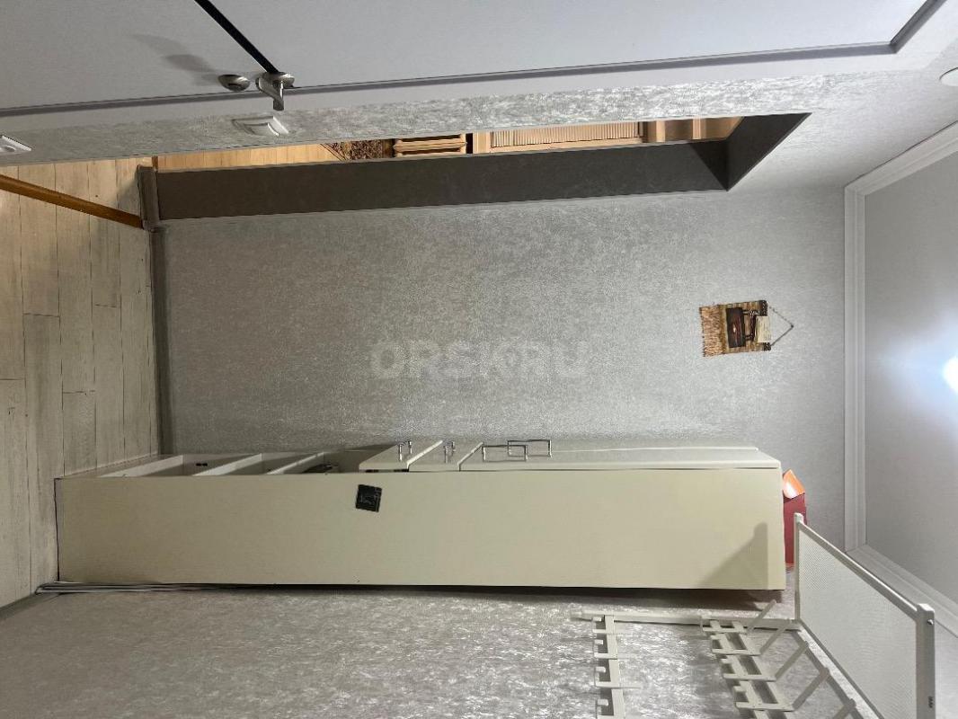 Сдам квартиру на длительный срок 
Имеется все для комфортного проживания 
Этаж 2 - Орск