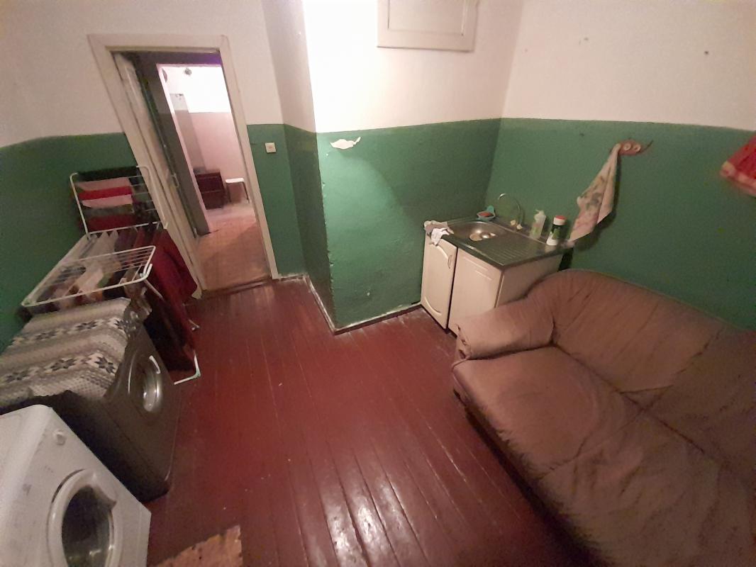 Продаются 4 комнаты в 6 комнатной квартире. - Новотроицк