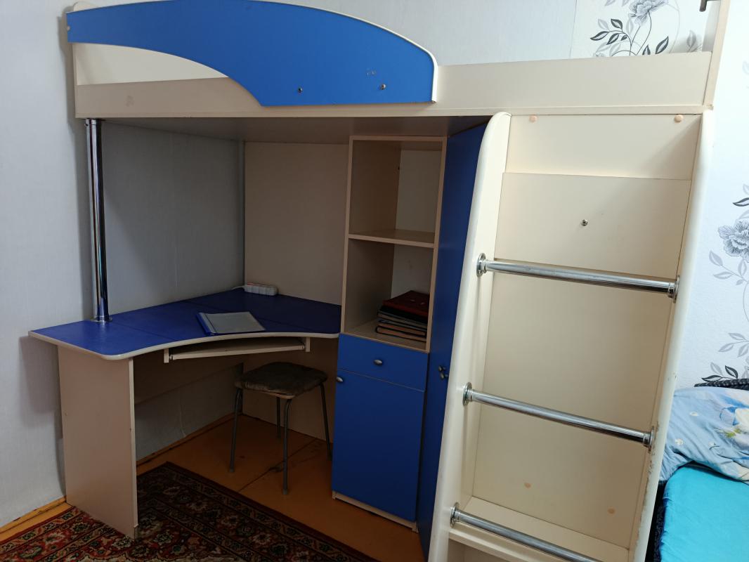 Продаётся кровать чердак за 5000. - Гай