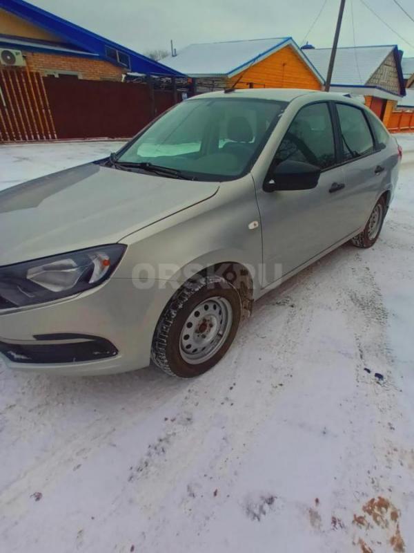 продам в хорошем состоянии без дтп пробег родной один хозяин окрас завод стекла тоже - Орск