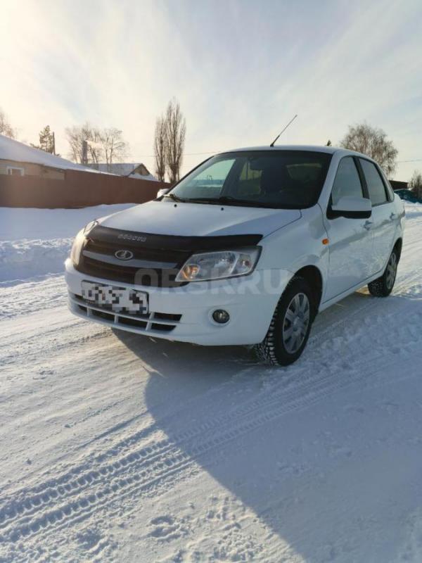 Продам Ладу Гранту в отличном состоянии на ПОЛНОЦЕННОМ ЯПОНСКОМ АВТОМАТЕ. - Орск