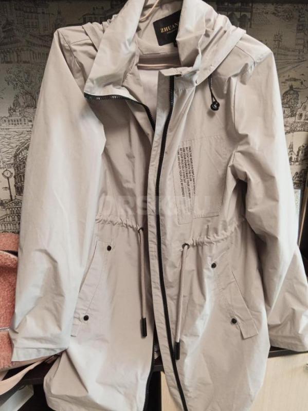 Продам детскую куртку размер 42-44 250р, плащ 300 р 44размер,туфли 37 размер 250р - Орск