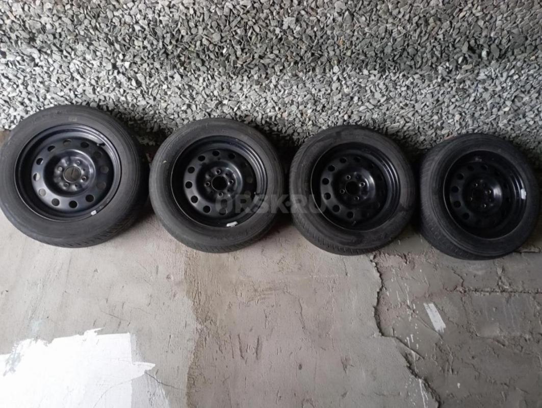 175/65/14. 4-балона с колпаками от гранты в сборе. - Орск