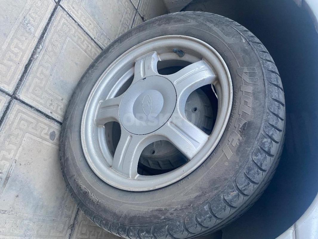 Продам статусы r14 разболтовка 4*98
Резина 2 сезона откатала - Орск