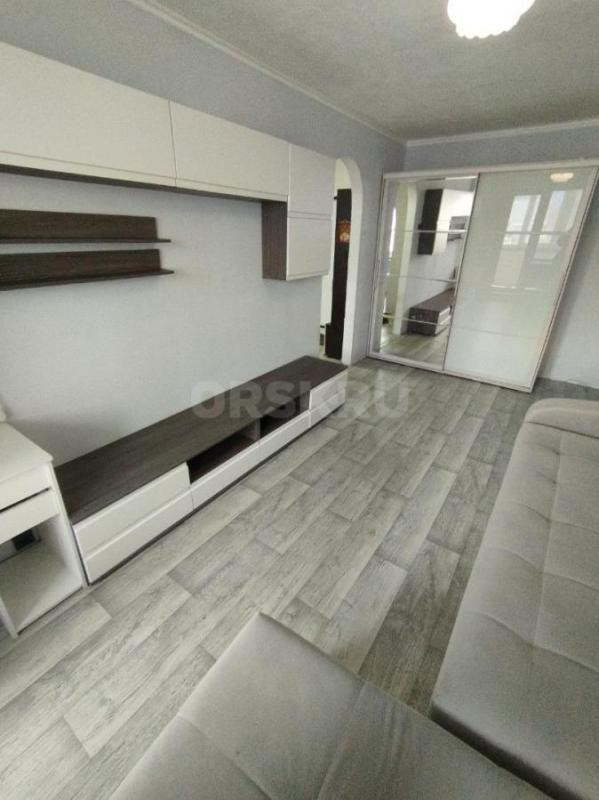 Однокомнатная квартира расположена в современном районе города, по адресу Беляева 2А, где все имеетс - Орск