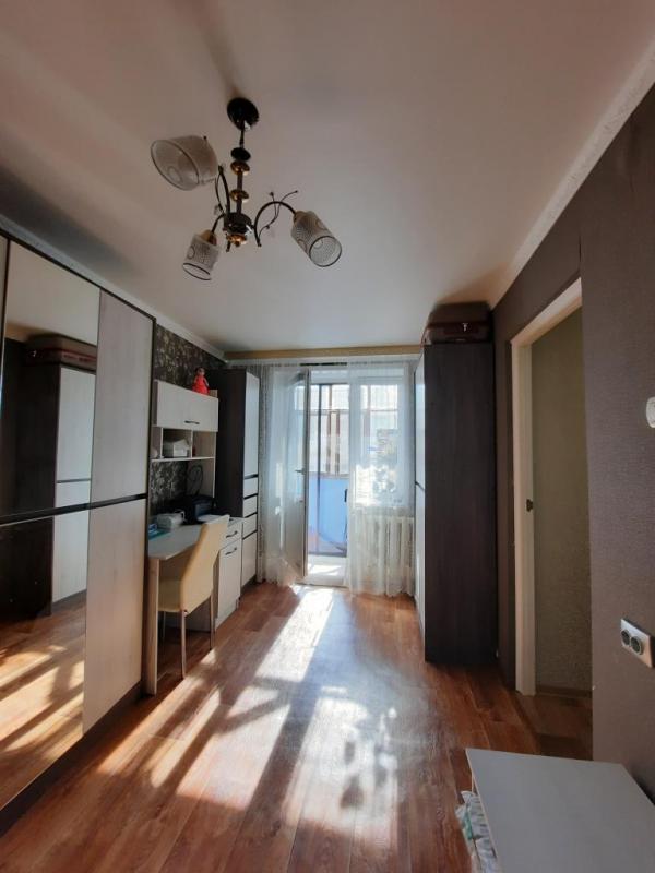 Отличный вариант уютной двухкомнатной квартиры на втором этаже девятиэтажного дома Ленина 130 г. - Орск