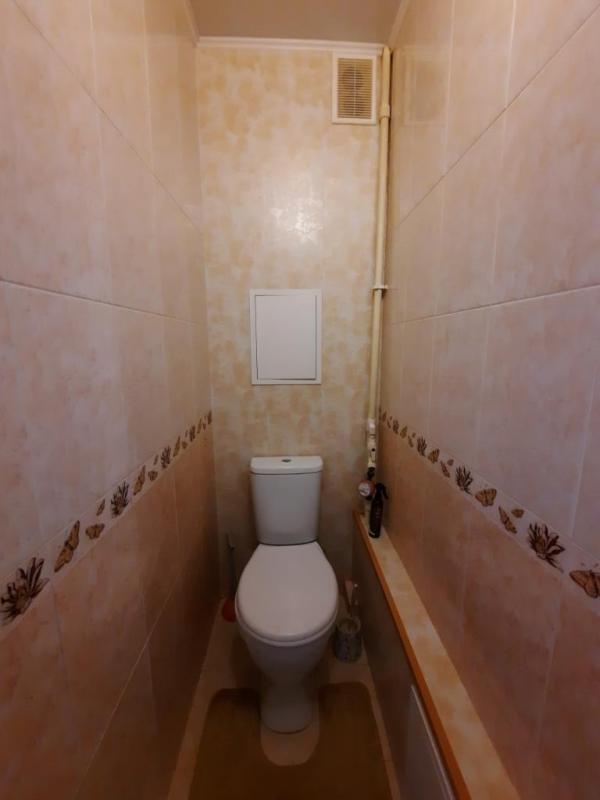 Отличный вариант уютной двухкомнатной квартиры на втором этаже девятиэтажного дома Ленина 130 г. - Орск