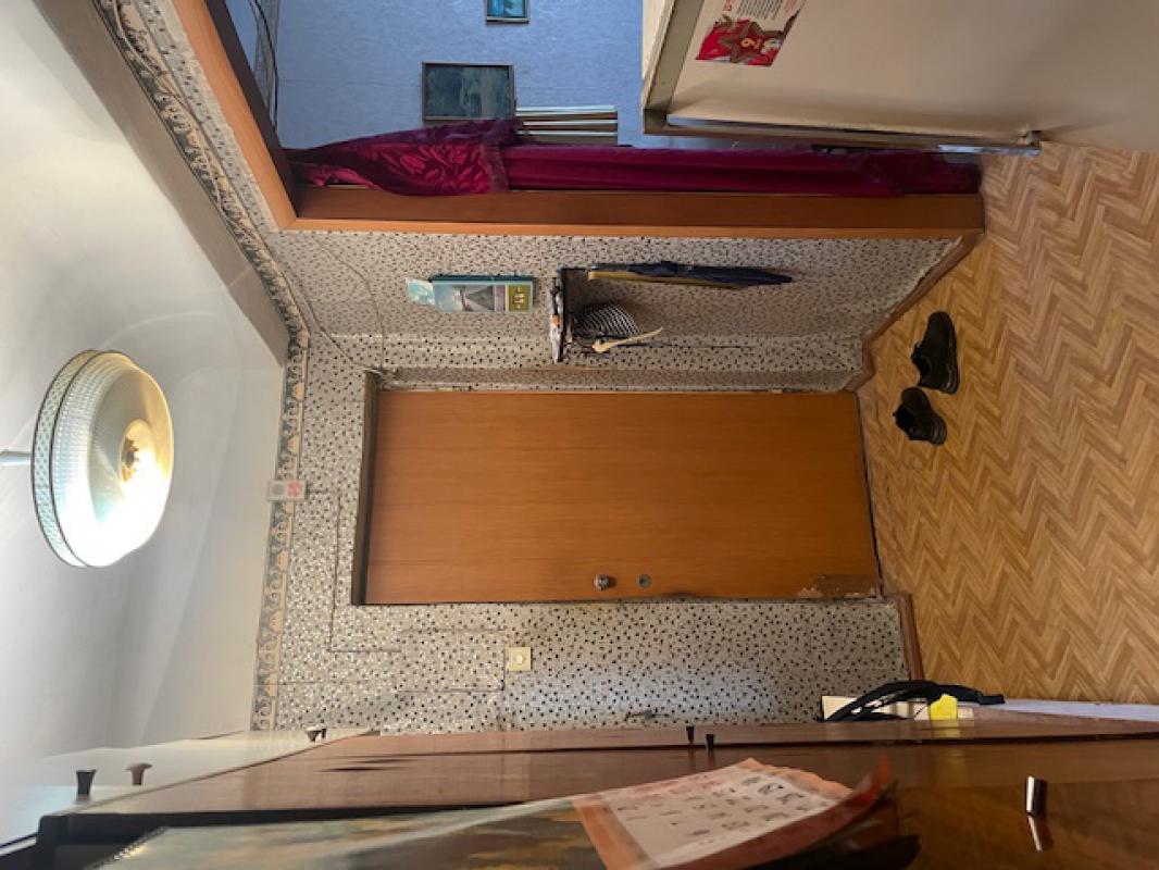 Продается 2х комнатная квартира старого типа. - Новотроицк