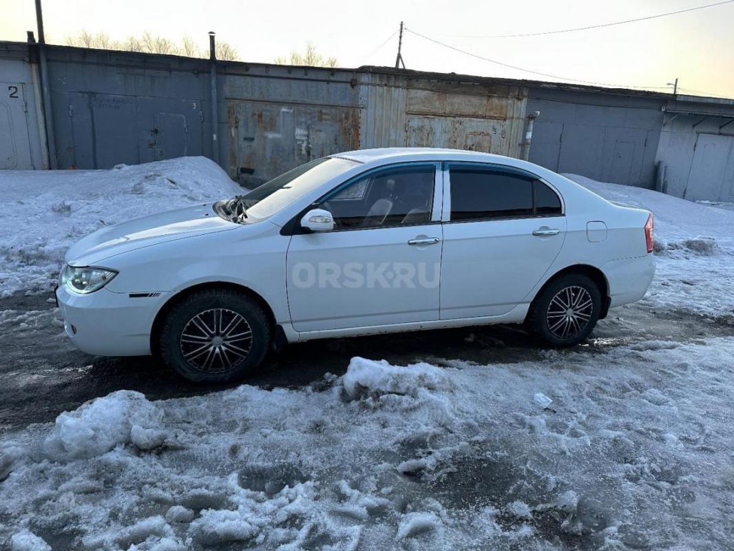 Продам Lifan solano 2010, пробег 116к ( реальный ) стоит еще катализатор ошибок нет. - Орск