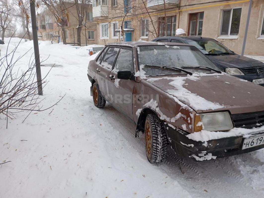 Продам или обмен Ваз 21099 карбюраторная стоит газовое оборудование сигнализация зимняя резина норма - Гай