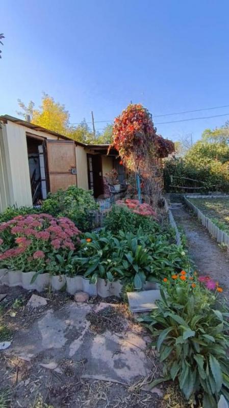 Продам уютную дачу в районе гипермаркета Лента( ЮУМЗ 6)
Незатопляемая зона! - Орск