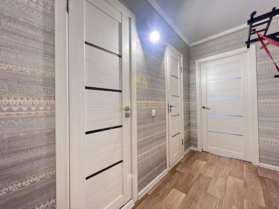 Продается 3-кoмнатнaя квартира нa 4 - этаже 9-ти этажного дома! - Оренбург