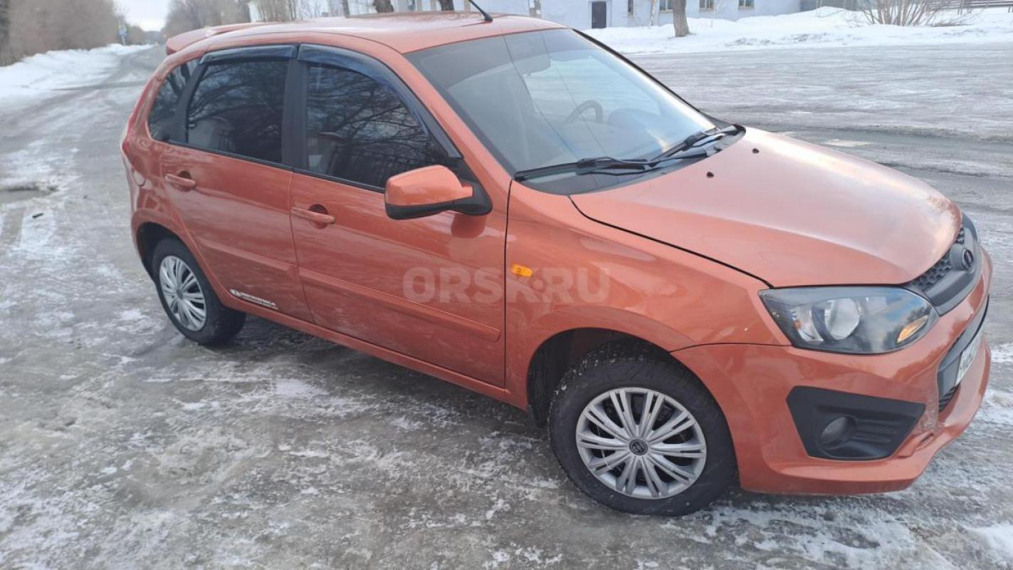 Калина хетчбек, обвес под спорт, максимальная комплектация, летняя резина в комплекте. - Орск