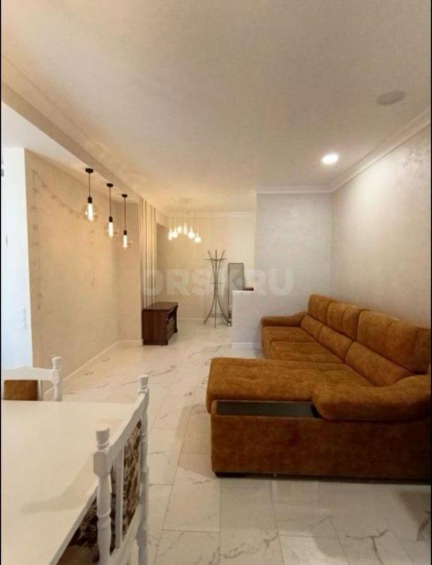 Продается уютная двухкомнатная квартира с евро-ремонтом в блочном доме. - Орск