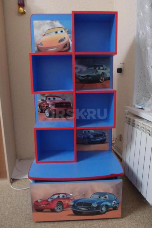 Продам кровать, прихожка,стеллаж б/у в хорошем состоянии за 7 и по 1.5 тыс. руб. - Орск