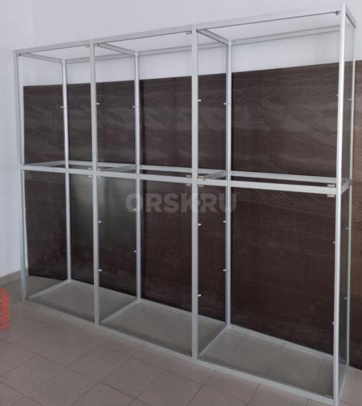 Продаю стеклянные витрины два образца разных размеров. - Орск