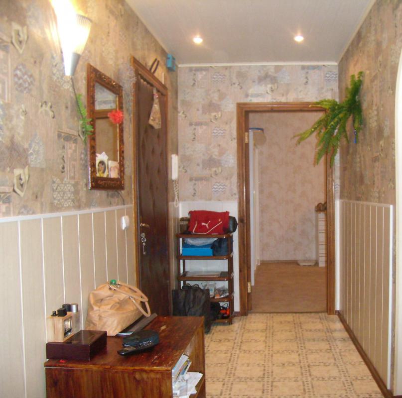 Продаётся 2-х комнатная квартира улучшенной планировки на 9 этаже. - Новотроицк