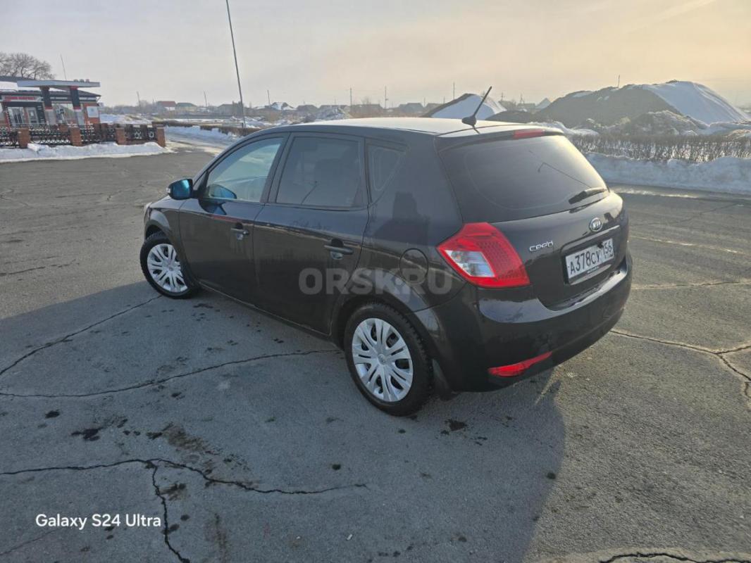 Продам KIA CEED в хорошем состоянии, 1,6 кондиционер, подогрев сидений, сигнализация с автозапуском. - Новоорск