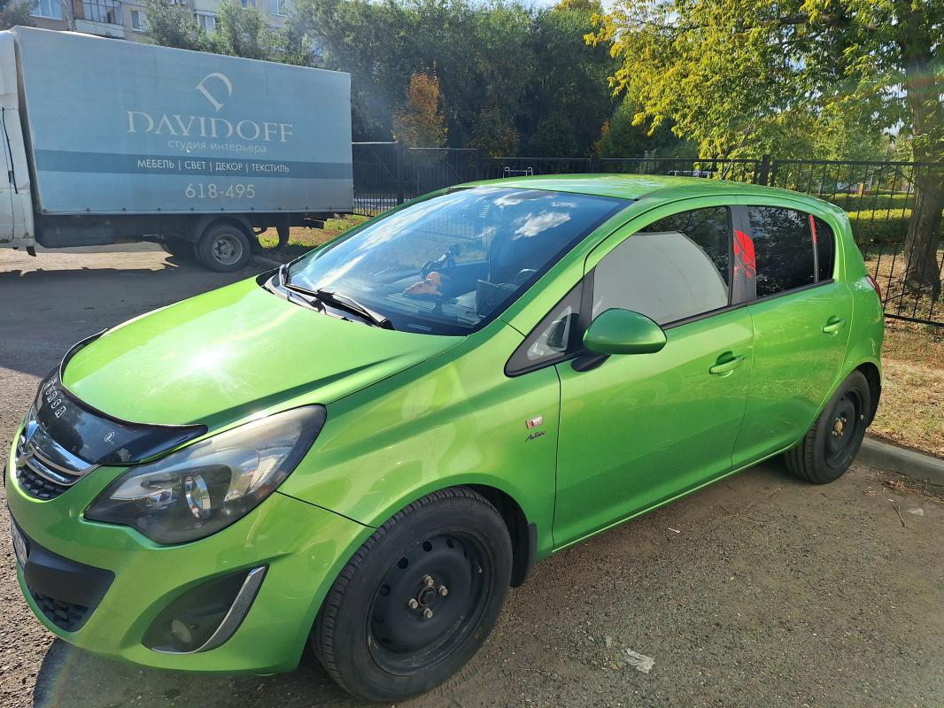 Продам opel corsa
в хорошем состоянии для своих лет . - 