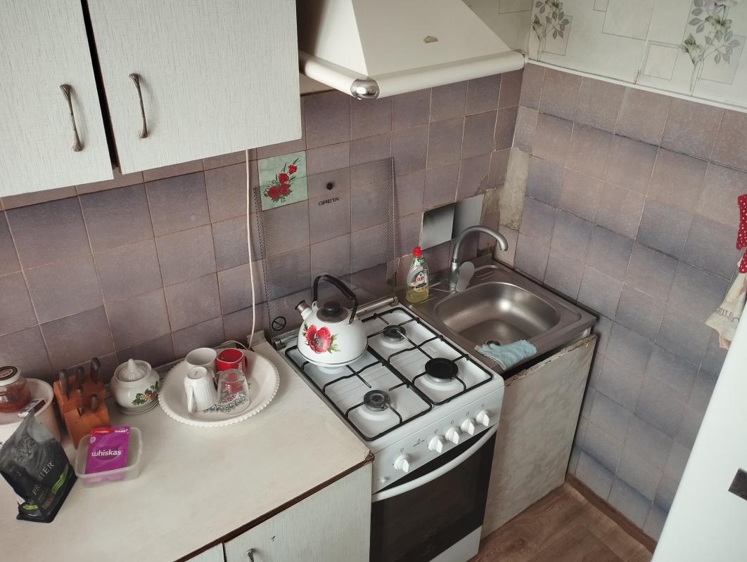 Продаю 3х комнатную квартиру в центре города, 55м2, на 5 этаже 5 этажного дома. - Новотроицк