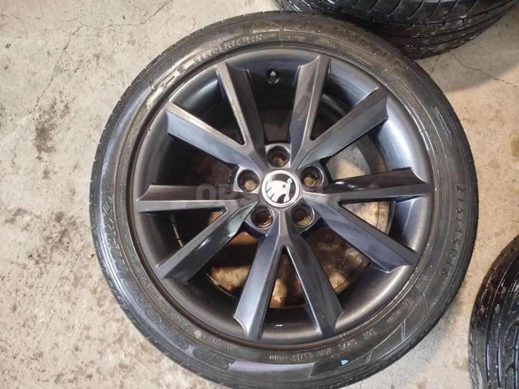 колеса R16 в отличном состоянии. - Гай