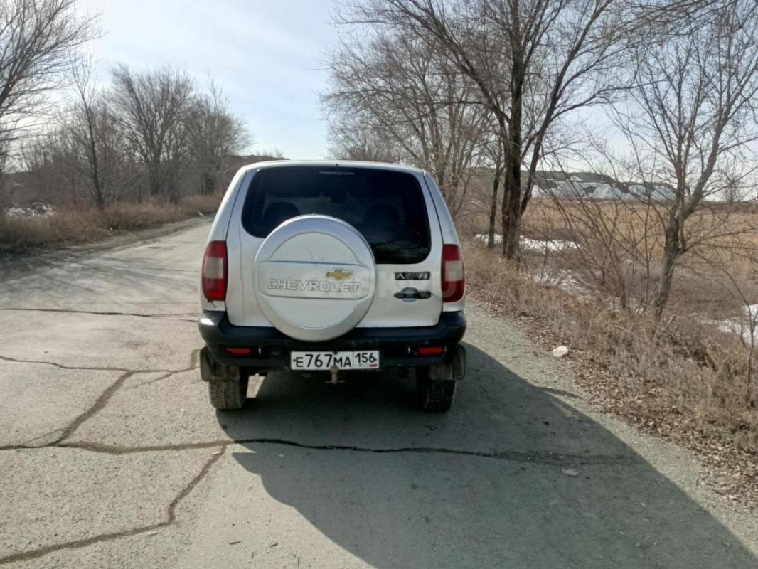 продам нива шевроле с прицепом. - Орск