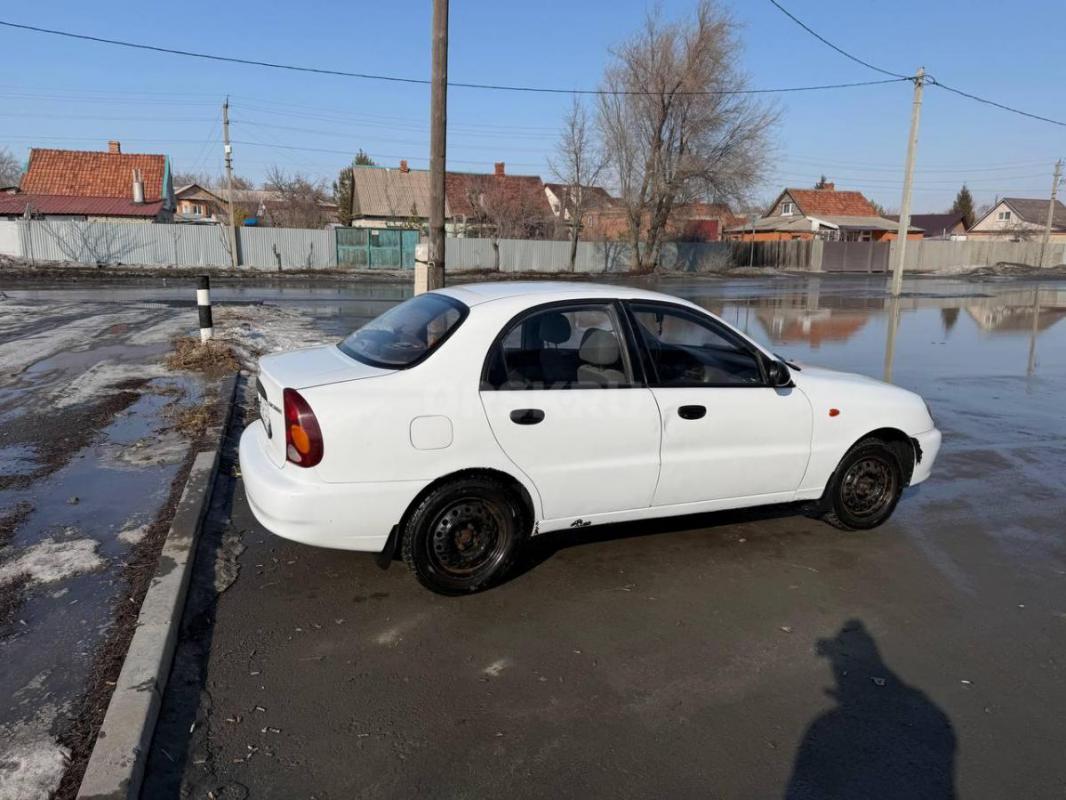 Продам Ланос Шевроле 2008 года выпуска ,в нормальном состоянии (бегает шустро),есть недочеты ,про ко - Орск