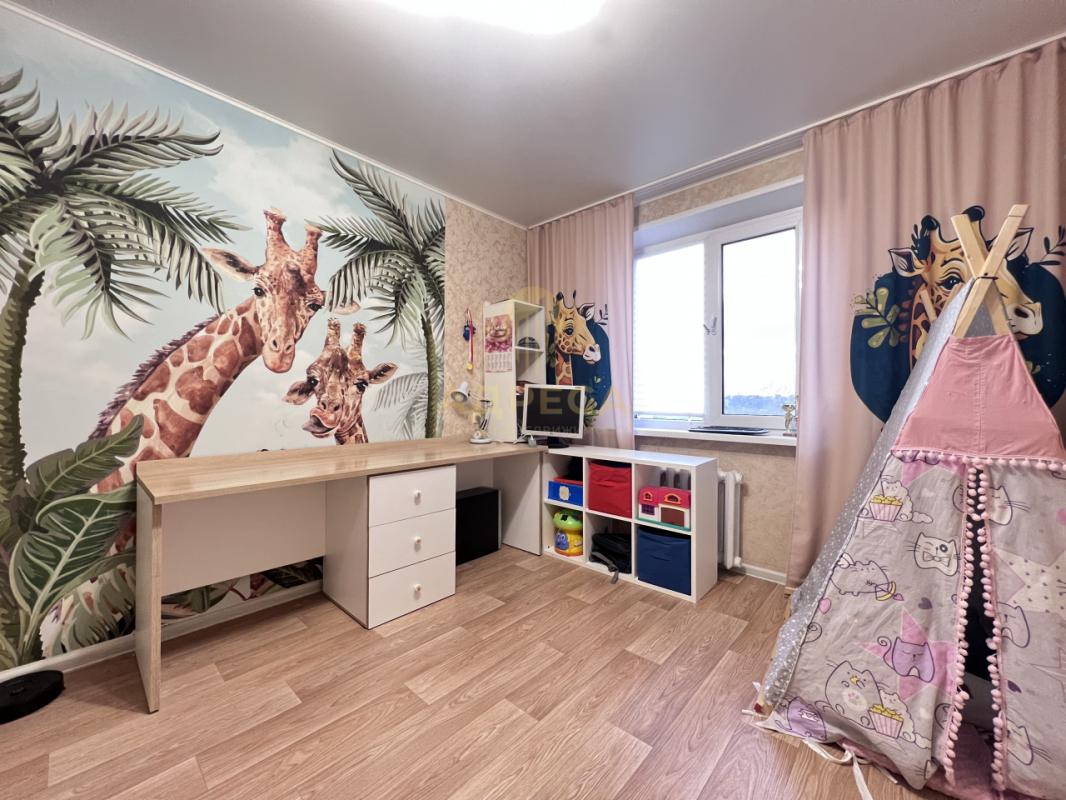 Продается 3-кoмнатнaя квартира нa 4 - этаже 9-ти этажного дома! - Оренбург